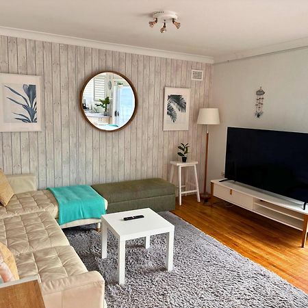 Beachside Apartment Blackwoods Beach クロヌラ エクステリア 写真