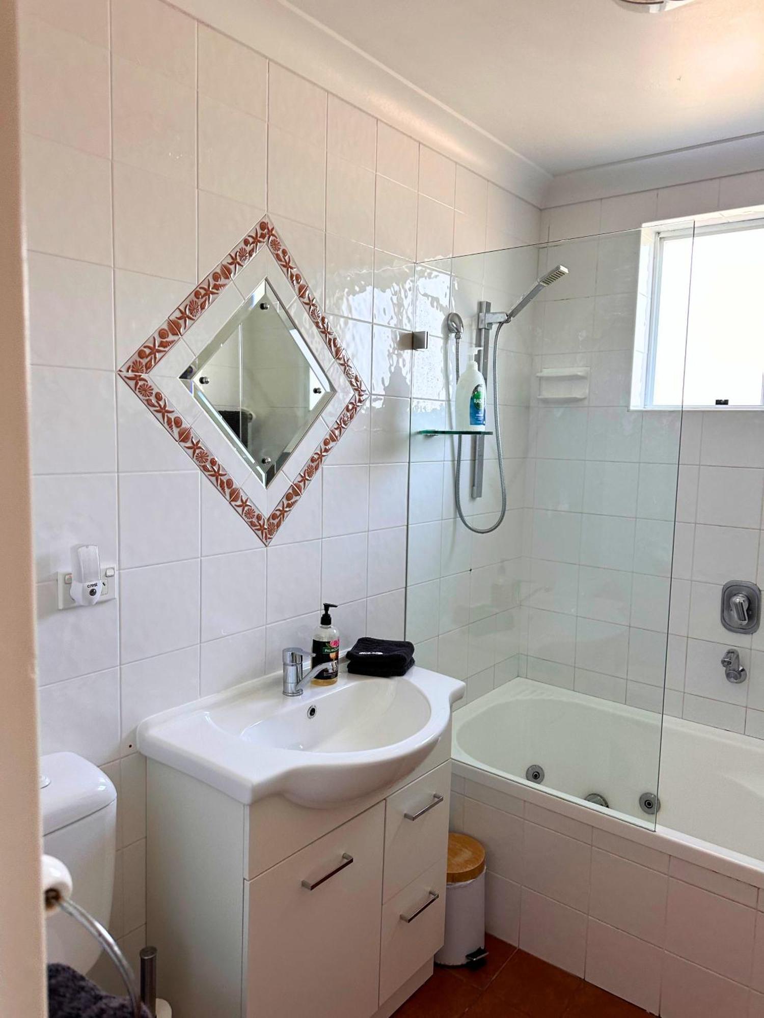 Beachside Apartment Blackwoods Beach クロヌラ エクステリア 写真