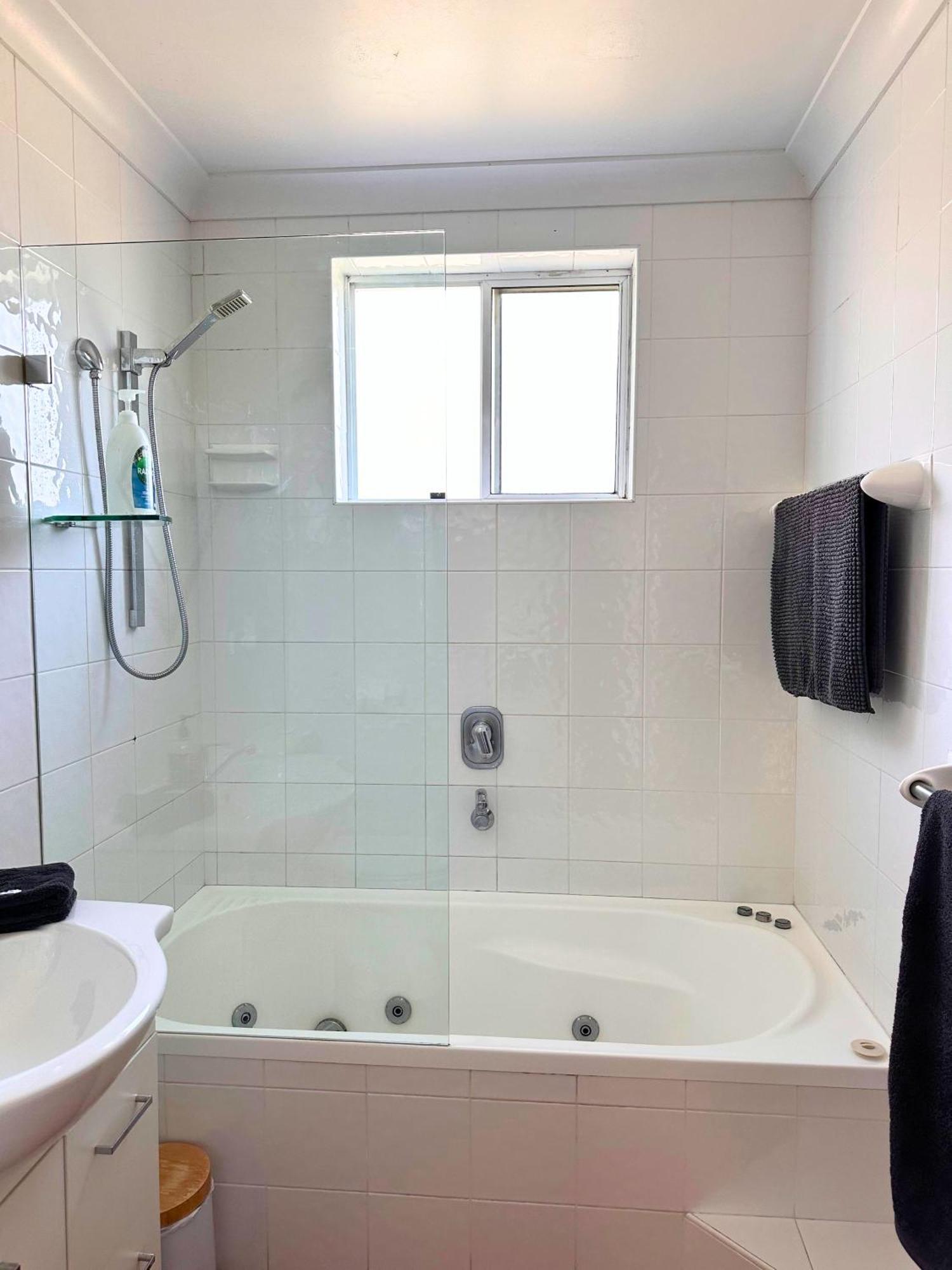 Beachside Apartment Blackwoods Beach クロヌラ エクステリア 写真