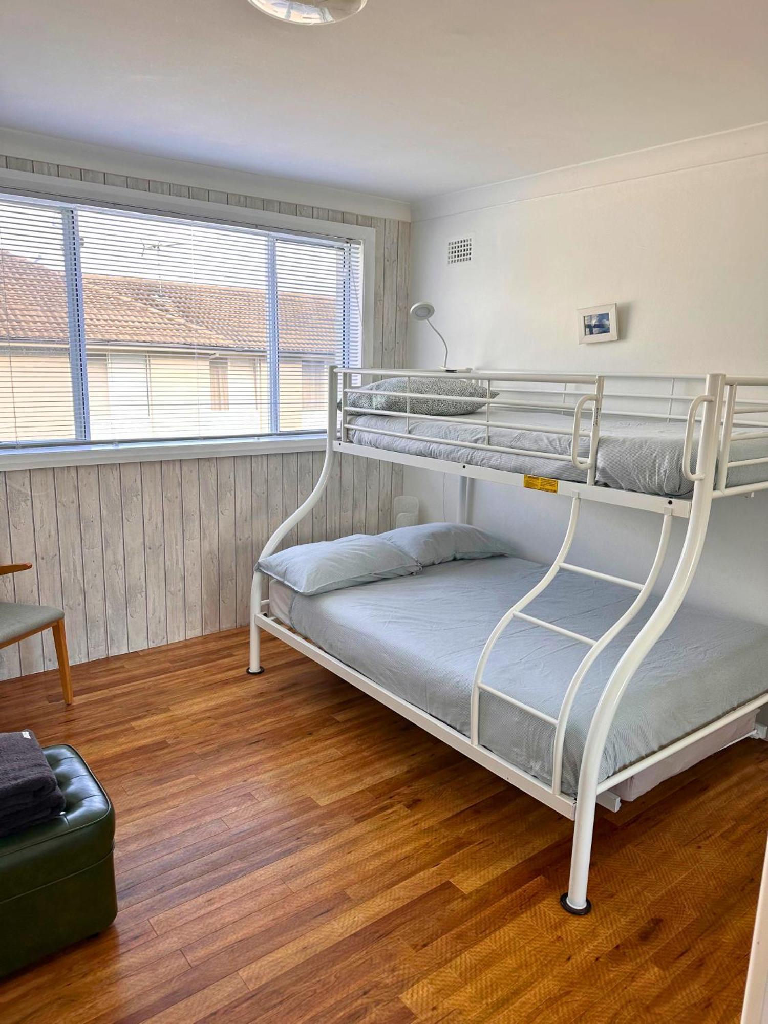 Beachside Apartment Blackwoods Beach クロヌラ エクステリア 写真